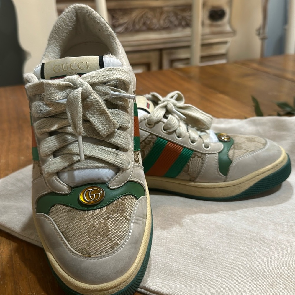 Gucci Screener women’s size 8